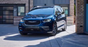 2021 Chrysler Pacifica Review
