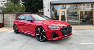 2022 Audi RS6 Avant Review