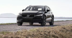 2023 Volvo V60 Cross Country Review